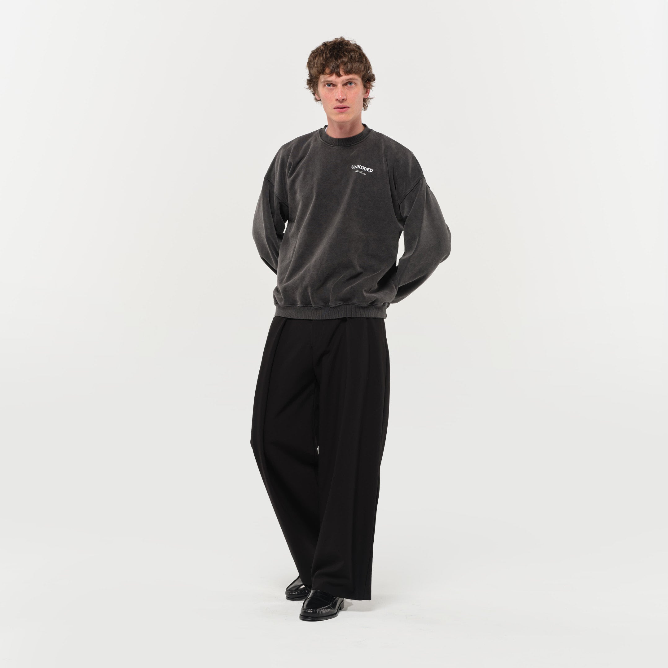 SILENT CORE CREWNECK - WASHED CHARCOAL